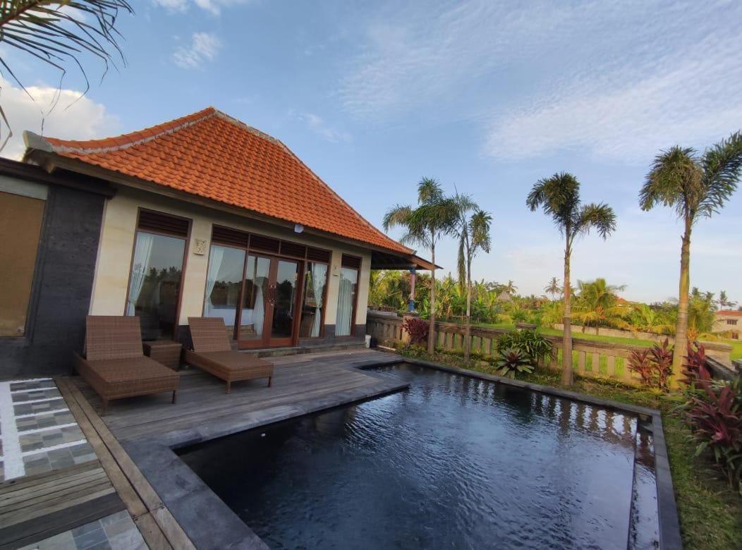 Anggarakasih Ubud Villa Esterno foto