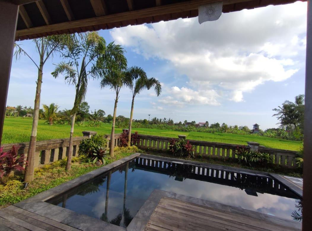 Anggarakasih Ubud Villa Esterno foto