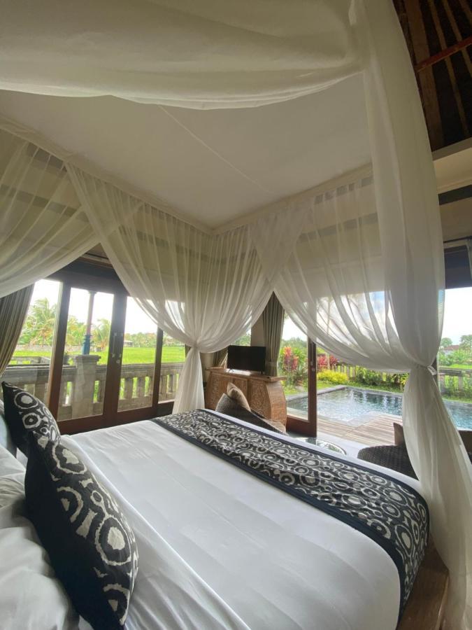 Anggarakasih Ubud Villa Esterno foto