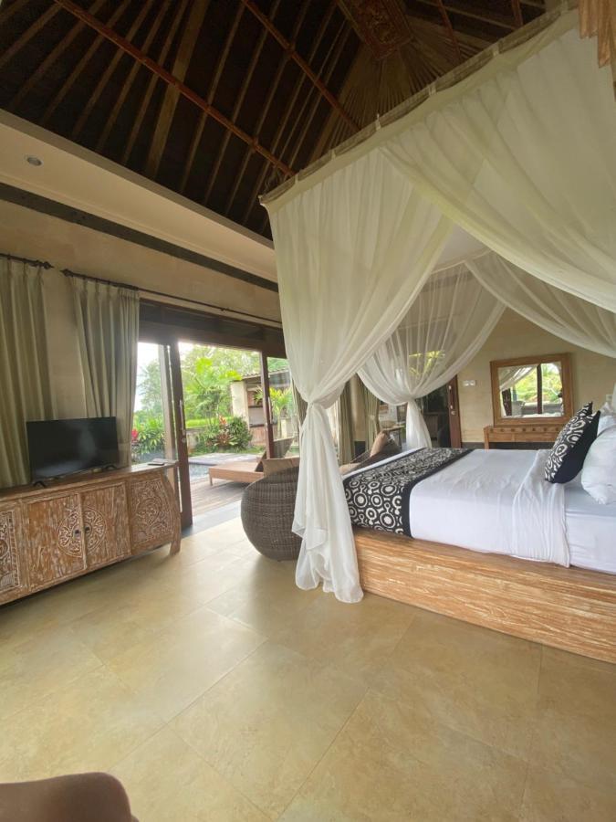 Anggarakasih Ubud Villa Esterno foto